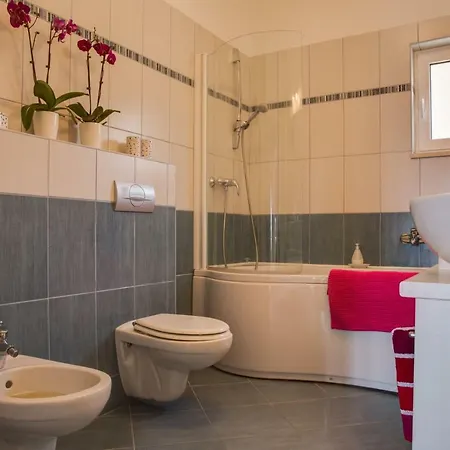 Sunny Garden With Private Heated Pool Villa